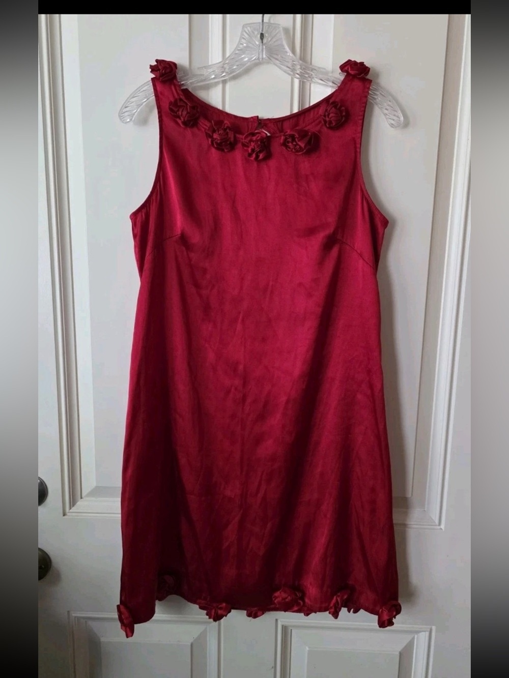 Vintage Y2K Red Satin Rosette Shift Dress Sleeveless Floral Applique Cocktail M